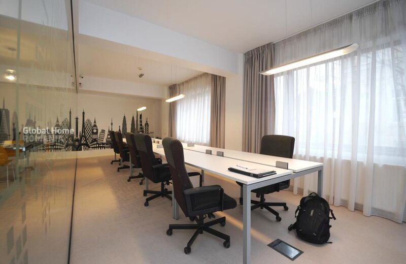 Unirii Cladire 5+ camere  Zona centrala Parcul Carol