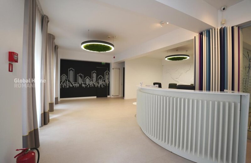 Unirii Cladire 5+ camere  Zona centrala Parcul Carol